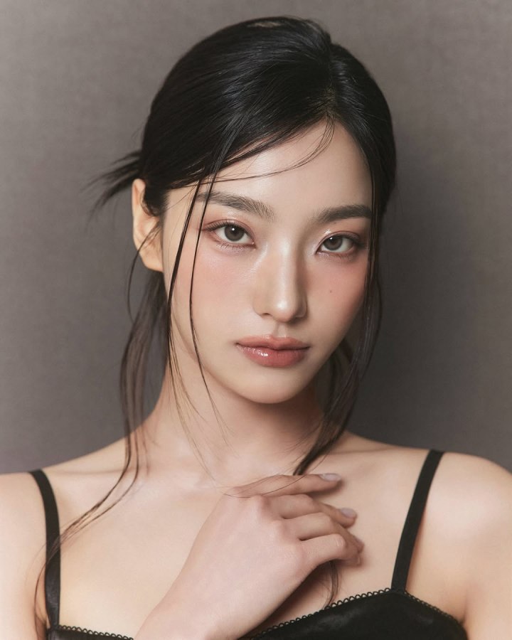 Lee Saerom (ex-fromis_9) Perfil&nbsp;(2026)