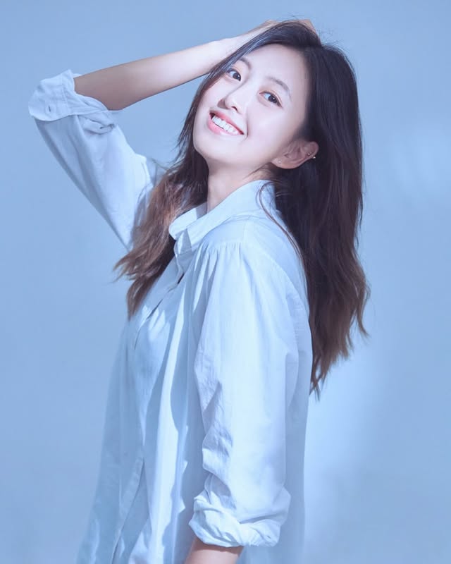 Kyungjoo (Ella/Mirae) (ex-PIXY, ex-Cherry Bullet) Perfil&nbsp;(2026)