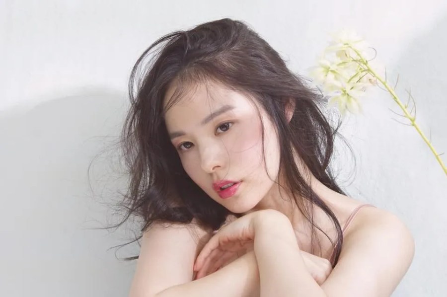 Min Hyorin (ex-UNNIES) Perfil&nbsp;(2026)